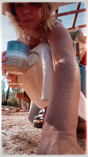 Can’t wait to be back in the UK in Oct for the Cross The Pond Tour with Matt Hodges! What show will you be at?! 🇬🇧🤠 Tix 🎟️ ⤵️: https://bit.ly/crossthepond2023 | Ruthie Collins