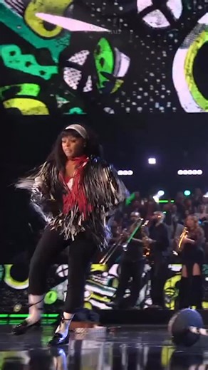 368K views · 20K reactions |  The 2025 Rock & Roll of Fame Induction Ceremony is now streaming on Disney+ Janelle Monáe showed us how to shake it, shake, shake it with an incredible performance of one of Outkast’s biggest hits “Hey Ya!” #RockHall2025 | Rock & Roll Hall of Fame | Facebook