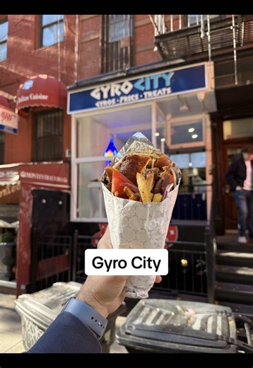 Gyro City Review #EZReviews #EZEats #foodreview #GyroCity #greenwichvillage @Gyro City