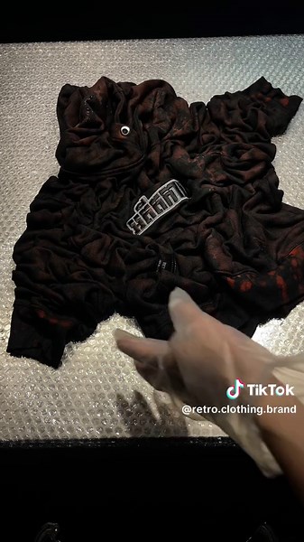 How to bleach tie-dye #tiedyetutorial #bleachtiedye #fyp #foryou