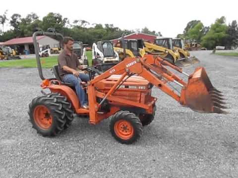Kubota B6200 4x4 Compact Tractor W/ Loader