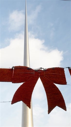 Step into town and experience the magic of Dublin city this December! This weekend and across December, soak up a mix of magical activities and events for every city-goer. The perfect place to meet with friends & family this Christmas. ❤️ #IBelieveInDublin #WinterinDublin #VisitDublin #dublintown | Dublintown.ie