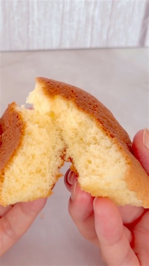 【マドレーヌ作り方】焼き立てのいい香り！おへそのない昔ながらのレシピ#shorts #マドレーヌ