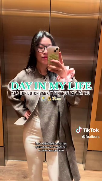 Corporate Finance Vlogs: A Day in My Life