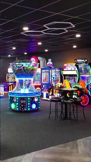 Bowl Eat Play at PINZ Fiesta in Tucson, AZ!