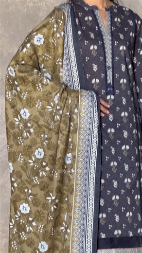 Get 3PC merak khaddar suits with printed shawls at just PKR 3,500. Shop the New Year Sale in-stores or online at edenrobe.com #edenrobe #women #newyearsale | Atrium Mall