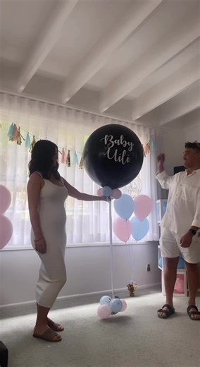 Living out my daydream ☁️🤍 we are so excited for you baby 💗👶🏽@tommyboy_08