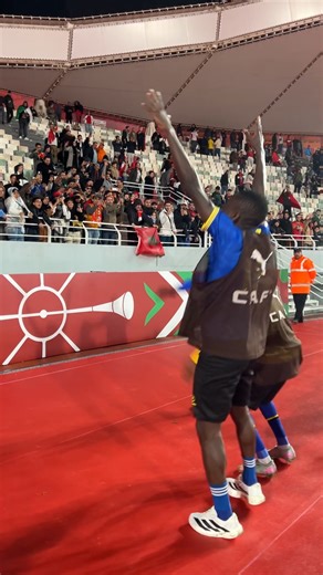 A Taifa Stars moment with the fans. 🇹🇿💙 #TotalEnergiesAFCON2025 | #WeCelebrateDifferent | TotalEnergies Africa Cup of Nations