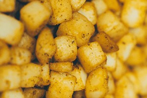 Air Fryer Diced Potatoes [Cubed Potatoes]
