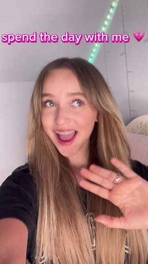 Spend the day with me and my #TamagotchiUni💜 I’ve been obsessed with playing with my new Tama, it’s so much fun!! My @tamagotchi_us character can go shopping, get married, travel andddddd has a one-of-a-kind personality! Get yours on @Amazon or at @target ! #obsessed #Tamagotchi #sponsored