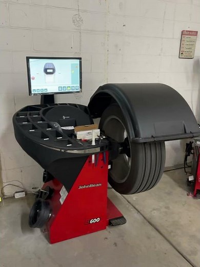 John bean b600 wheel balancing machine