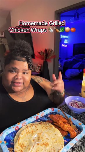 Get Lit Wit Moe on Instagram: "These grilled chicken wrap don’t owe me shyt 🌯🤤🥰#fblifestyle"