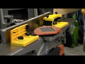 Magswitch Workholding System Vertical Featherboard and Resaw Guide | Magswitch Technology