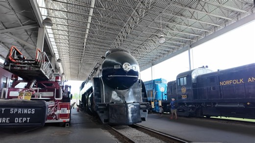 穿越美国：60 列火车纵横15州，震撼全景展现！包括蒸汽柴油火车和电动火车！你能认识多少？