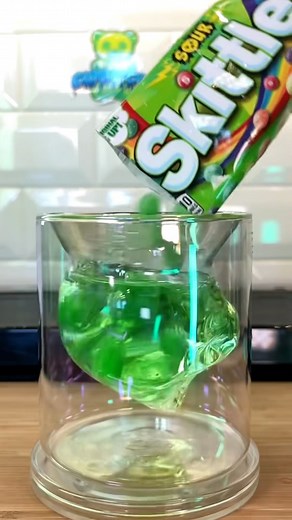 1.9K views · 3 comments | Sour drink in an alien glass  #satisfying #asmr #LifeHack #alien #interesting #reels | Kyle Istook | Facebook