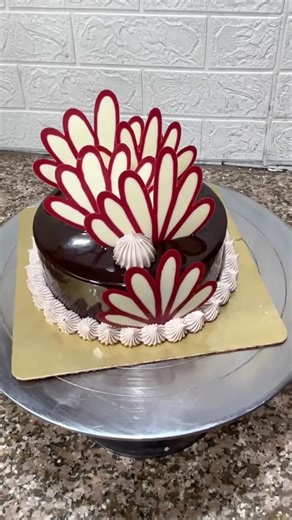 Chocolate Cake Design Tutorial #cake #viral #cakedecoration #cakedesign #trending #chocolatecake