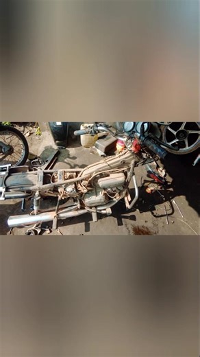 splendor bike ka servicing...