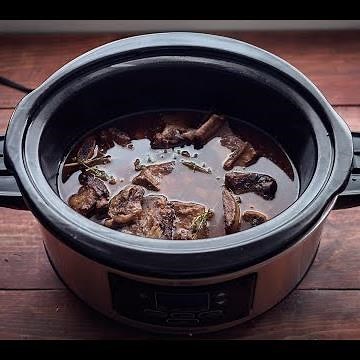 Crock Pot Beef Short Ribs