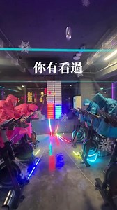 📍VIVA Party Room #新開幕 台北東區最新複合式 #派對遊樂空間！超多不同主題包廂可以盡情選擇，包括夢幻美人魚房、摩登都會叢林房、美式街頭塗鴉房，還有霓虹燈牆、月光鞦韆可以美拍，以及進行換裝體驗😍 重點是這裡獨創極速濺水飛輪，輸的一方必須接受淋水處罰，和好友分隊競賽絕對超刺激！大廳內更規劃造型撞球桌、指尖桌上足球、電子飛鏢機等共享玩樂空間，無論是朋友聚會、生日派對、公司尾牙都超適合來這🥳 📍台北市大安區忠孝東路四段209號10樓 🗓週一～週日18:00-02:00 🌟品牌大使 @leas_wonderland 分享 更多雙北室內遊樂場推薦👉https://bit.ly/46JtcSS | 輕旅行