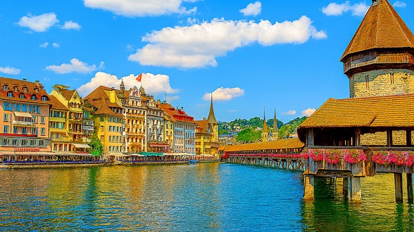Luzern Rundgang – See und Altstadt, Schweiz in 4K