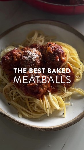 The Best Baked Meatballs | Baking these fried meatballs in the oven, coated with tomato sauce and oozy mozzarella cheese is simply spectacular. Let me know if you’ll give this a go! 🍝 Serves: 6 Time: 3 hours For the tomato sauce: 5 tbsp olive oil 2 garlic cloves, finely sliced 700g passata 75ml dry red wine 1 tsp dried oregano 1 tsp dried red chilli flakes 1 mozzarella balls, sliced 15g Parmesan cheese, finely grated, plus extra serving Sea salt & freshly ground black pepper For the meatballs: 