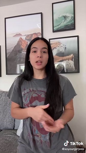 Dyson V8 Animal One Week Review | Lightweight & Powerful Vacuum