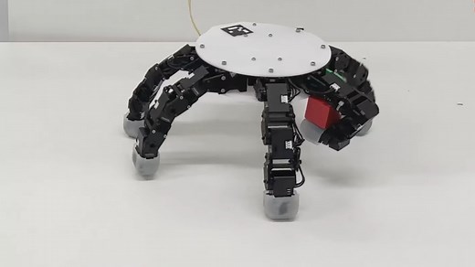 Video: Engineers develop a robotic hand that can detach, crawl, and reattach