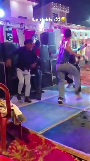 Dj pe lath bajwaeegi #song #dj #haryanvisong #wedding #mountainswiev 🍺🥂🤣