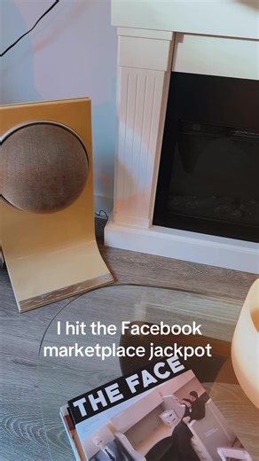 I just casually own 1970’s Apollo mod floor speakers?! In perfect working condition?! #speakers #recordcollection #midcenturydesign