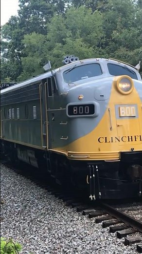 Epic! Steam Locomotive & Caboose Being Moved By Rare Clinchfield Locomotive! JawTooth #Shorts