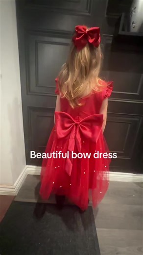 Beautiful dress #bow #dresses #red #partydress #giftidea