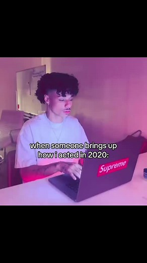 Larray Reacts to 2020 Memories and Vine Culture