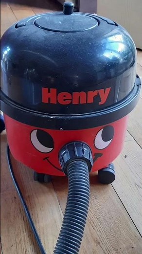 Henry hoover blackadder goes forth intro