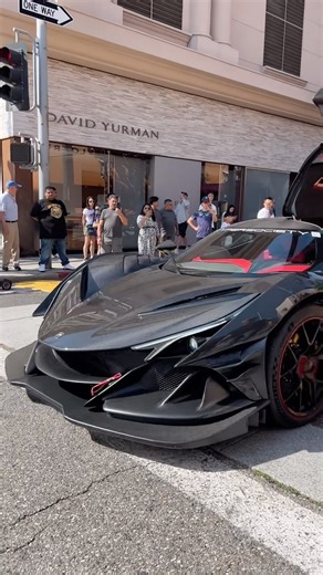 This @apollo_automobil is one of the wildest creations I’ve ever seen. This one featuring a fully exposed Carbon body Some stats on the IE or “Intensa Emozione” 780hp at 8,500 RPM! Sequential manual transmission Top Speed: 208MPH Maximum Downforce: 1,350kg (2,976 lb) @ 186mph @supercarsound Beverly Hills, CA 🌴 #apollo #supercar #hypercar #goals #viral #reels #beverlyhills #motivation | SupercarSound