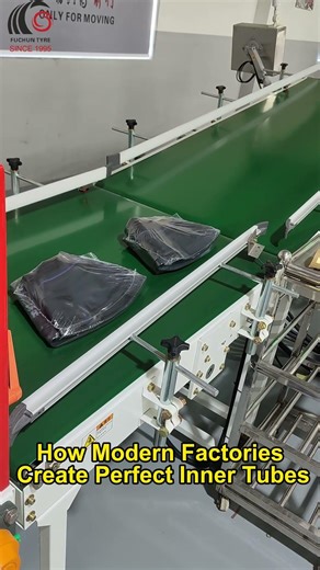 Automatic molding line produces tubes efficiently. #shorts #innertube #innertubefactory
