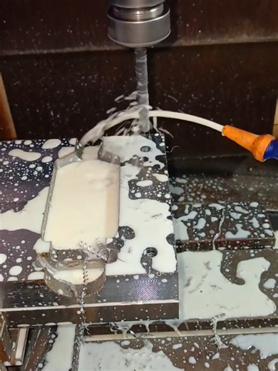 Guide pins drilling.