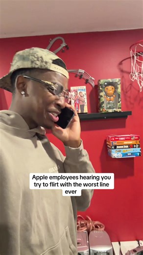 Apple Employees React to Flirting Attempts