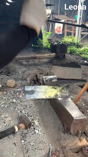 3.7K views · 6 comments | Skills for drilling holes in the handle of a palm oil harvesting tool #fyppp #blacksmith #pandaibesi | Leona Leona | Facebook