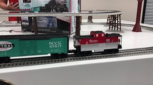 Check out our New York Central Ready-To-Run set sample! | Lionel Trains