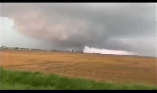 83K views · 595 reactions | Video from the Central Illinois Weather Live Media shows a tornado in Barr, Illinois Thursday afternoon. | KMOV | Facebook