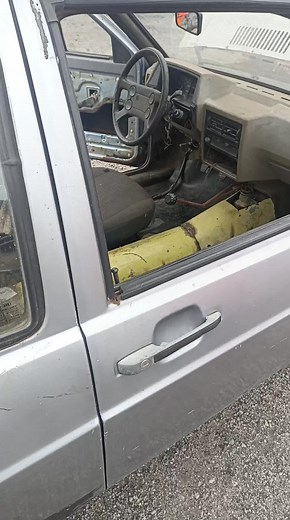 Insights into Car Repairs: Damaged Vehicle Assessment