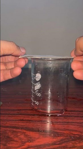 पानी में इतनी ताक़त होगी सोचा नहीं था ! #study #viral #physics #experiment #practical #shorts #reels