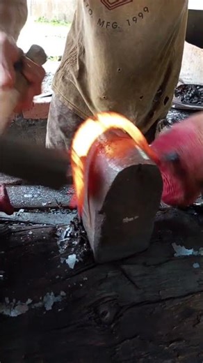 gardening tool making process ⚒️ #blacksmith #metalworking #culturalheritage #metalmagic