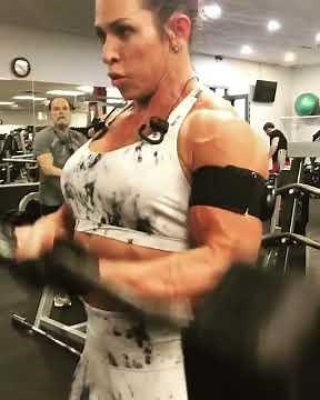 Sherry Priami Bicep workout