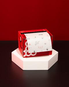 5.4K views · 39 reactions | How I foil the Crown  when doing a Full Foil / Hair Tutorial. Sarah's stylz | Framar | Facebook