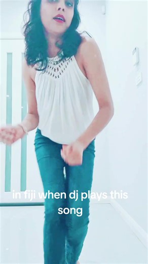 wen dj plays this song in fiji club,everyone on dance floor.
