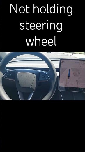 Tesla Model Y 2026 on FSD drives itself without holding the steering wheel