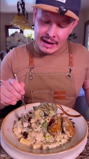 Pasta Alfredo Especial / Para ver la receta búscame en YouTube como: De mi corazon a tu cocina