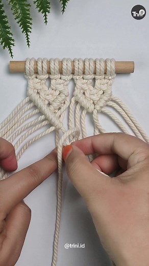 Easy Mini Wall Hanging Macrame Tutorial