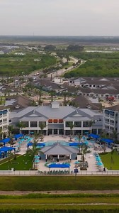 Explore deluxe 1 & 2 bedroom apartments in Port St. Lucie that suit your lifestyle. With luxury amenities like a resort-style pool, activities, and live entertainment, the life you always imagined is real at Encore. | Encore At Tradition